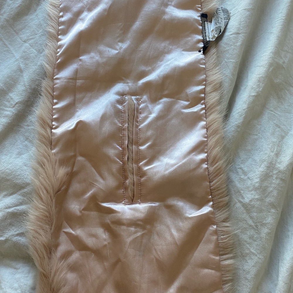 Banana Republic Faux Fur Scarf - Picture 6 of 7